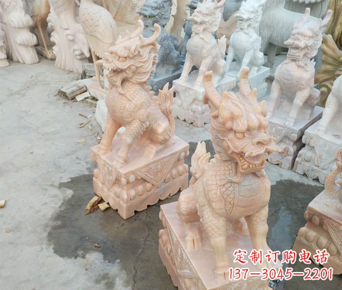金华华丽夺目,雕琢精美的麒麟石雕