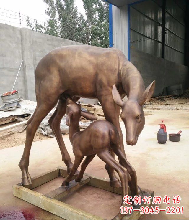 金华母子鹿公园动物铜雕