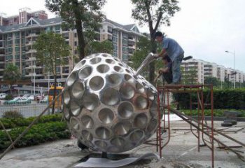 金华精心打造的街边苹果雕塑