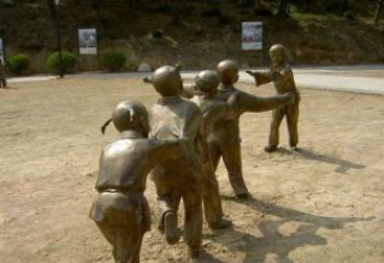 金华珍贵传统，中领雕塑老鹰抓小鸡铜雕
