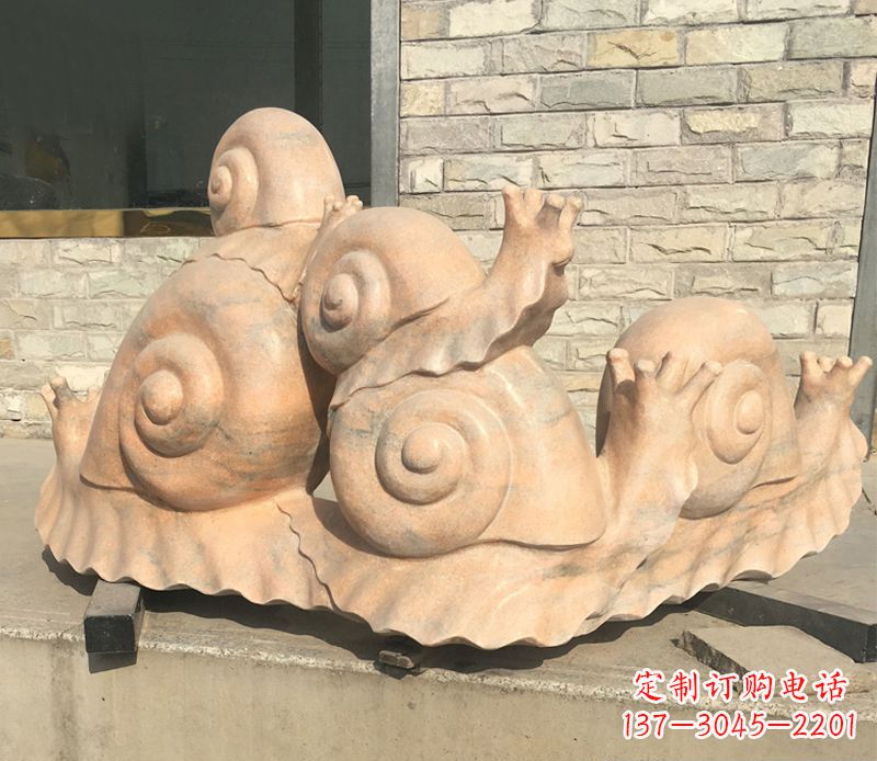 金华爬行蜗牛石雕