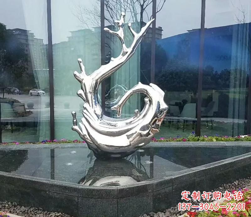 金华炫耀雕塑——不锈钢火苗抽象雕塑