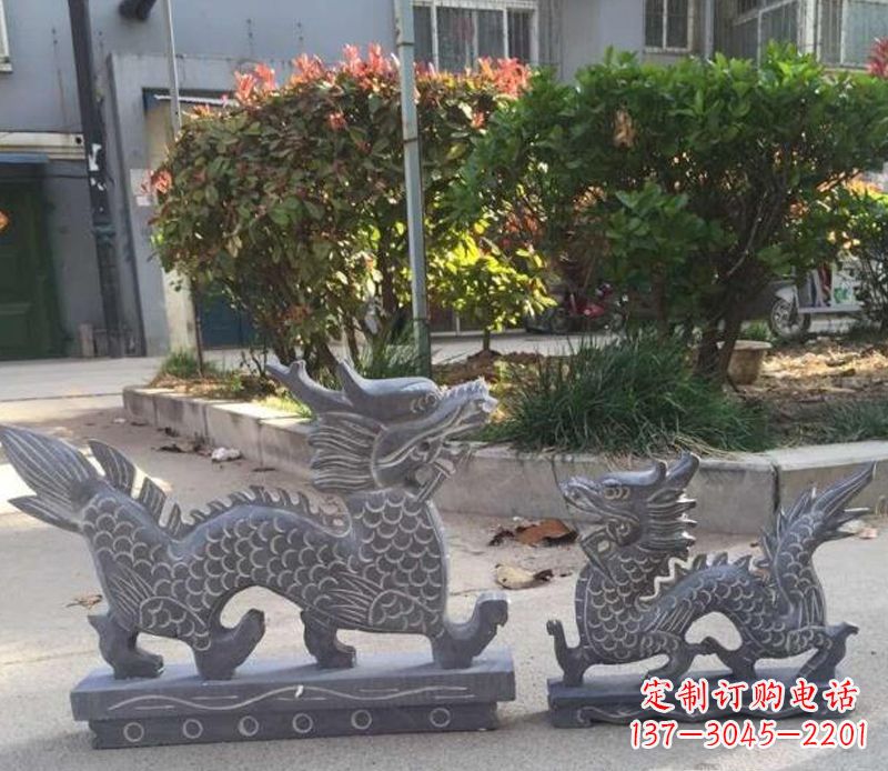金华青石雕刻母子龙是由中领雕塑工厂家生产的一…