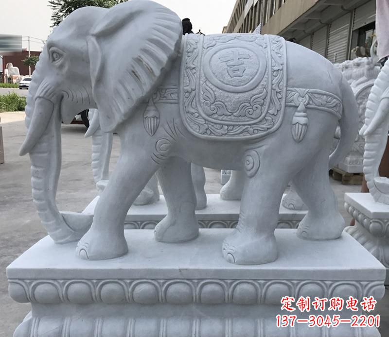 金华青石纳福动物大象雕塑,完美缔造家庭装饰风景