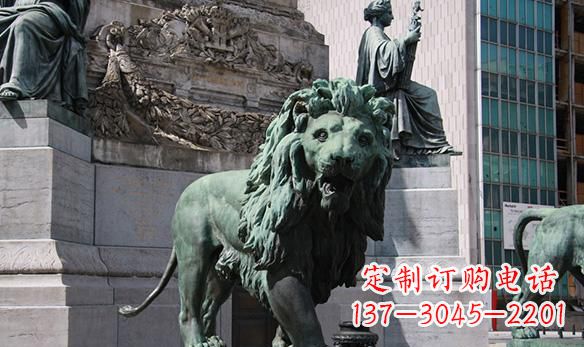金华青铜狮子摆件