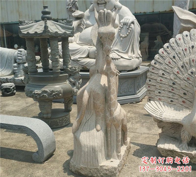 金华高贵优雅的长颈鹿雕塑