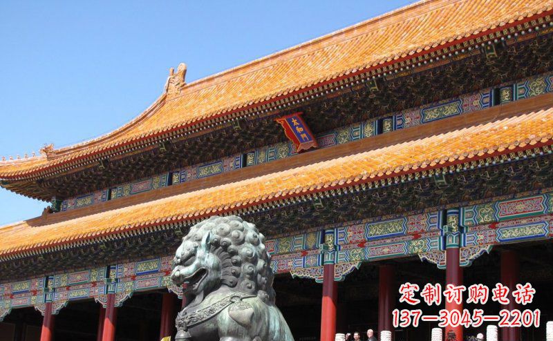 金华寺庙门口青铜狮子雕塑