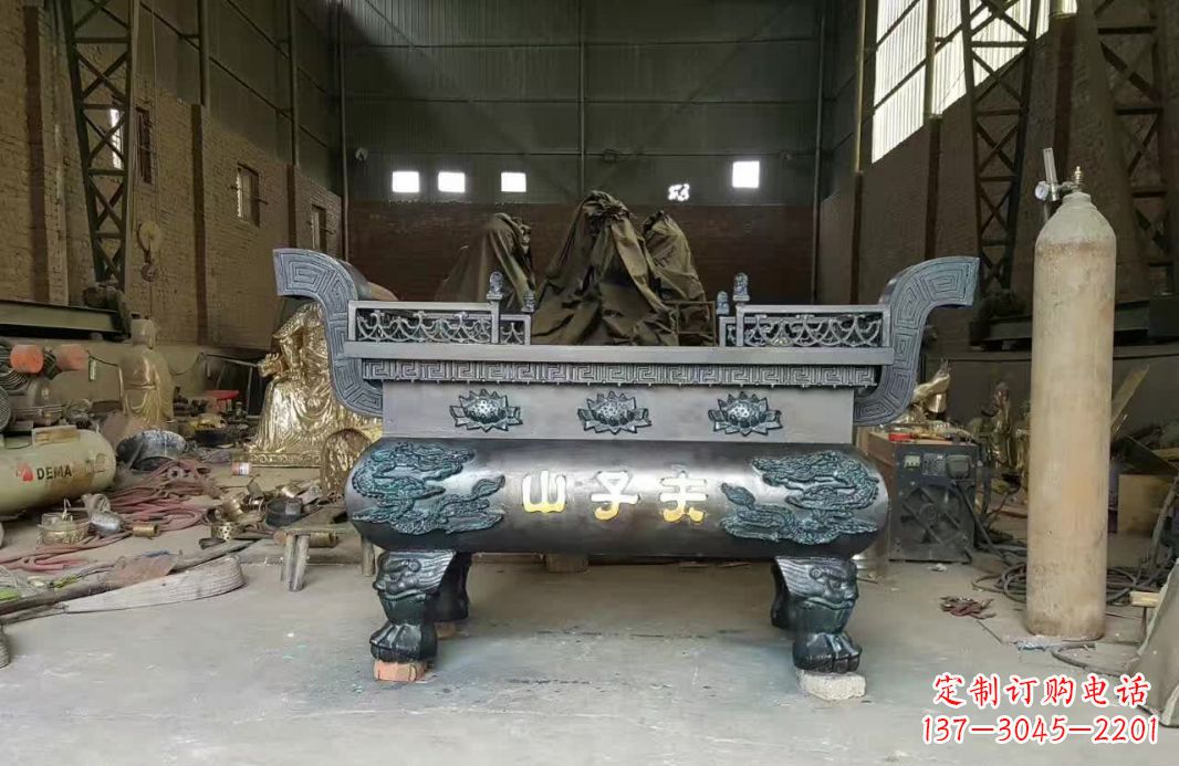 金华寺庙香炉铜雕12