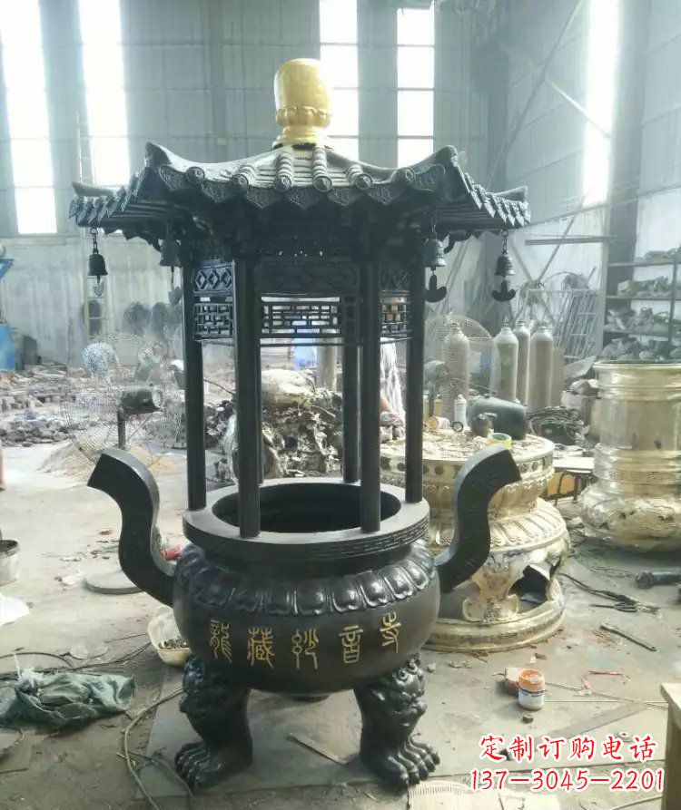 金华寺庙圆香炉铜雕 (2)