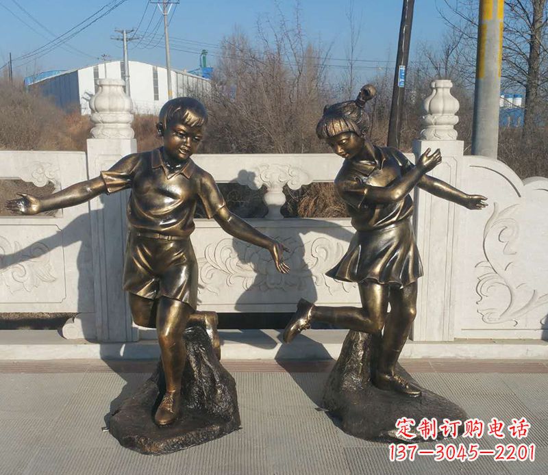 金华踢毽子的儿童铜雕