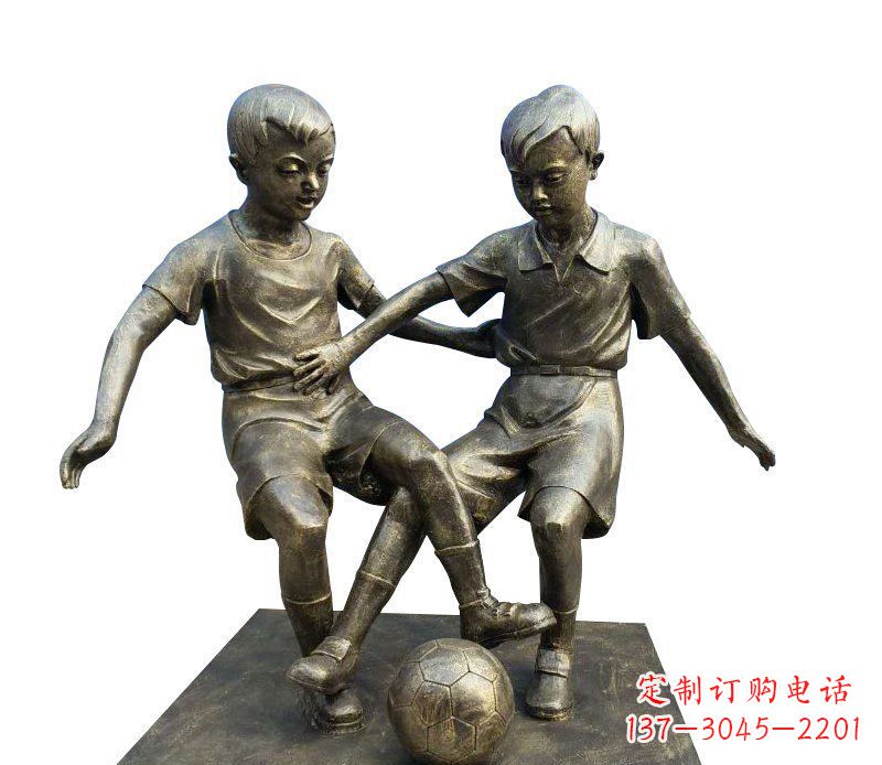 金华踢足球的儿童铜雕 (2)