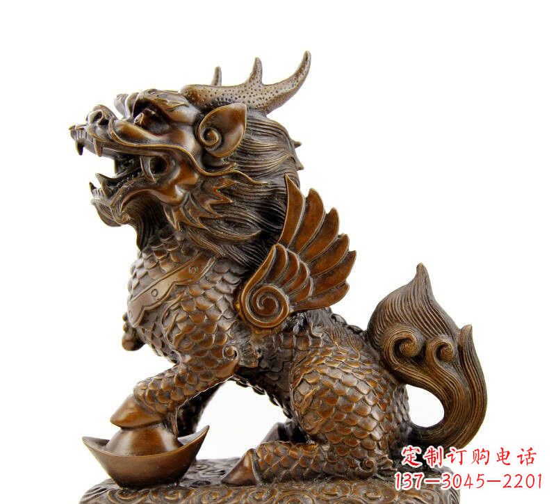 金华铜雕踩元宝麒麟
