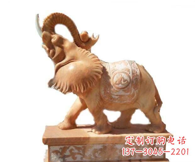 金华晚霞红吉祥如意象鼻朝天的大象石雕