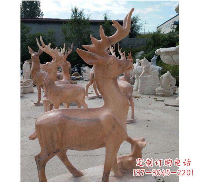 金华晚霞红驯鹿动物公园石雕