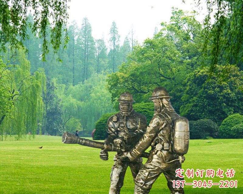 金华消防员灭火铜雕