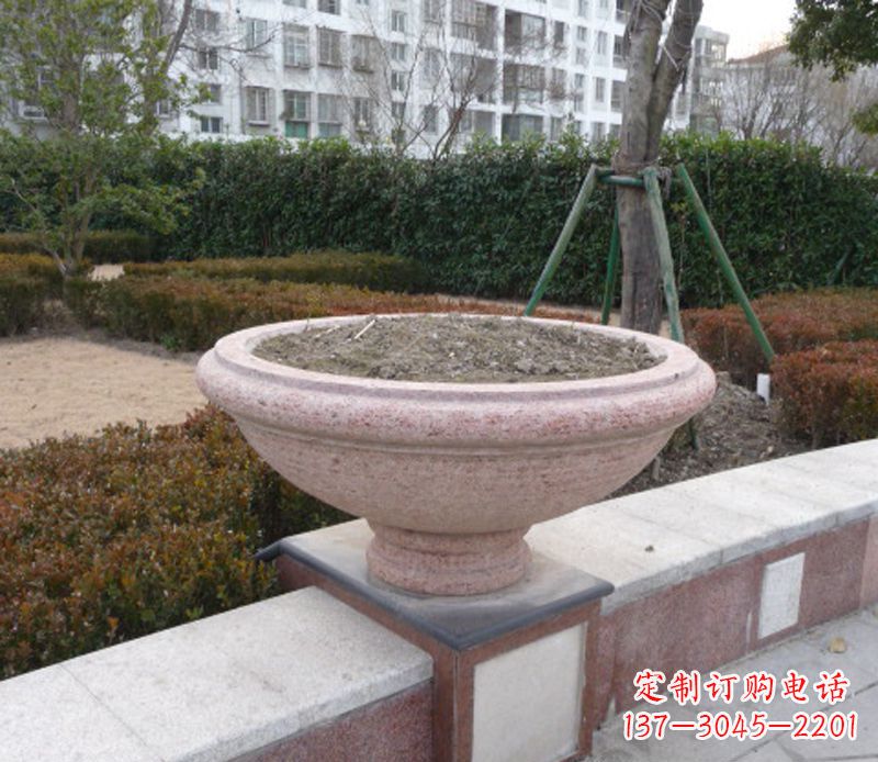 金华小区花盆石雕
