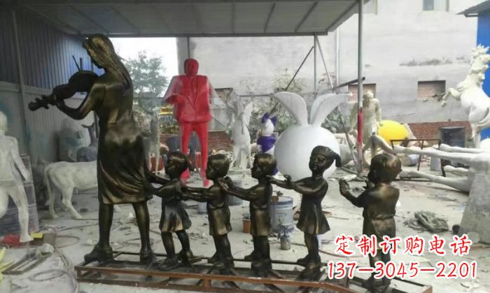 金华校园老师和儿童铜雕