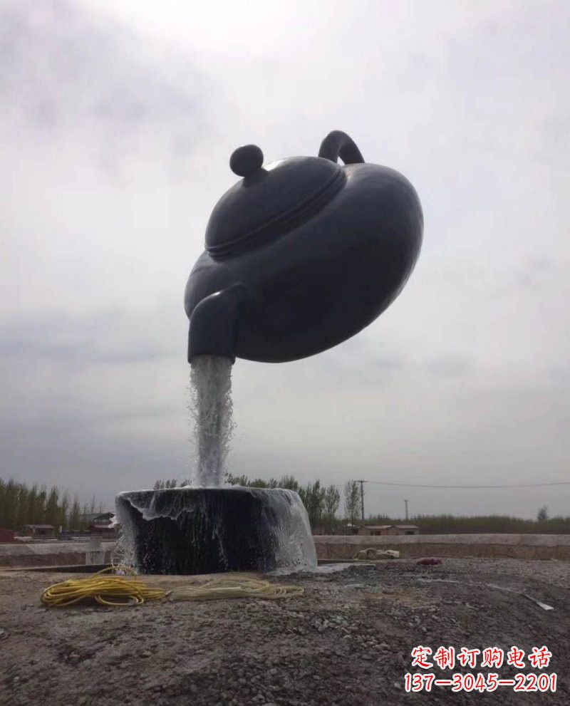 金华新疆流水的茶壶铜雕