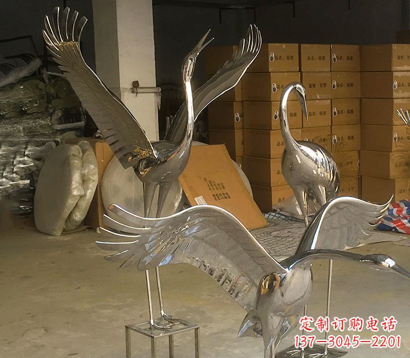 金华园林云中仙鹤不锈钢雕塑