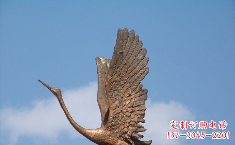 金华展翅高飞的仙鹤动物铜雕
