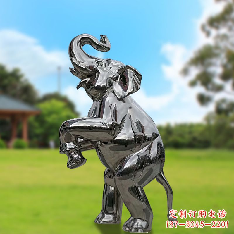 金华站立的不锈钢小象雕塑