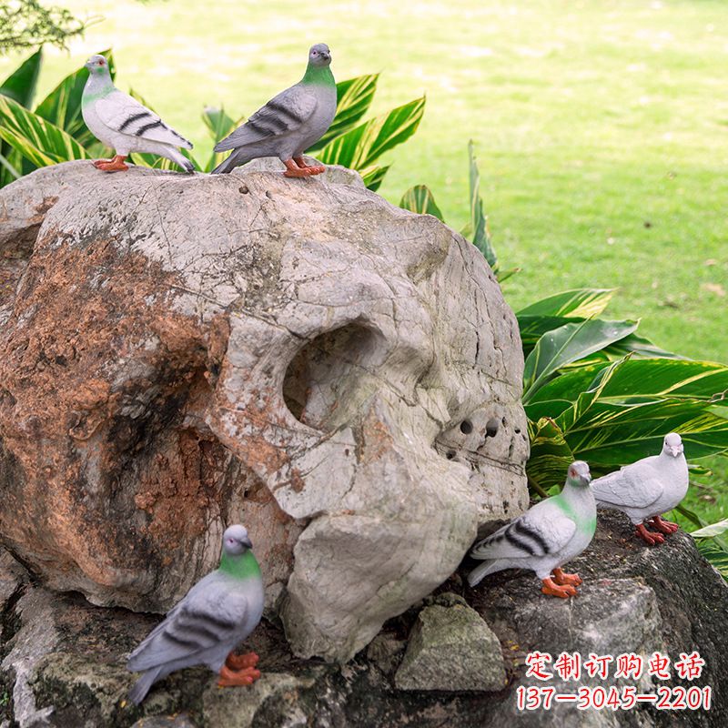 金华众人托着和平鸽雕塑