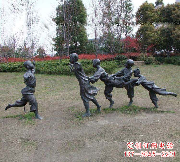 金华铸铜老鹰捉小鸡儿童雕塑